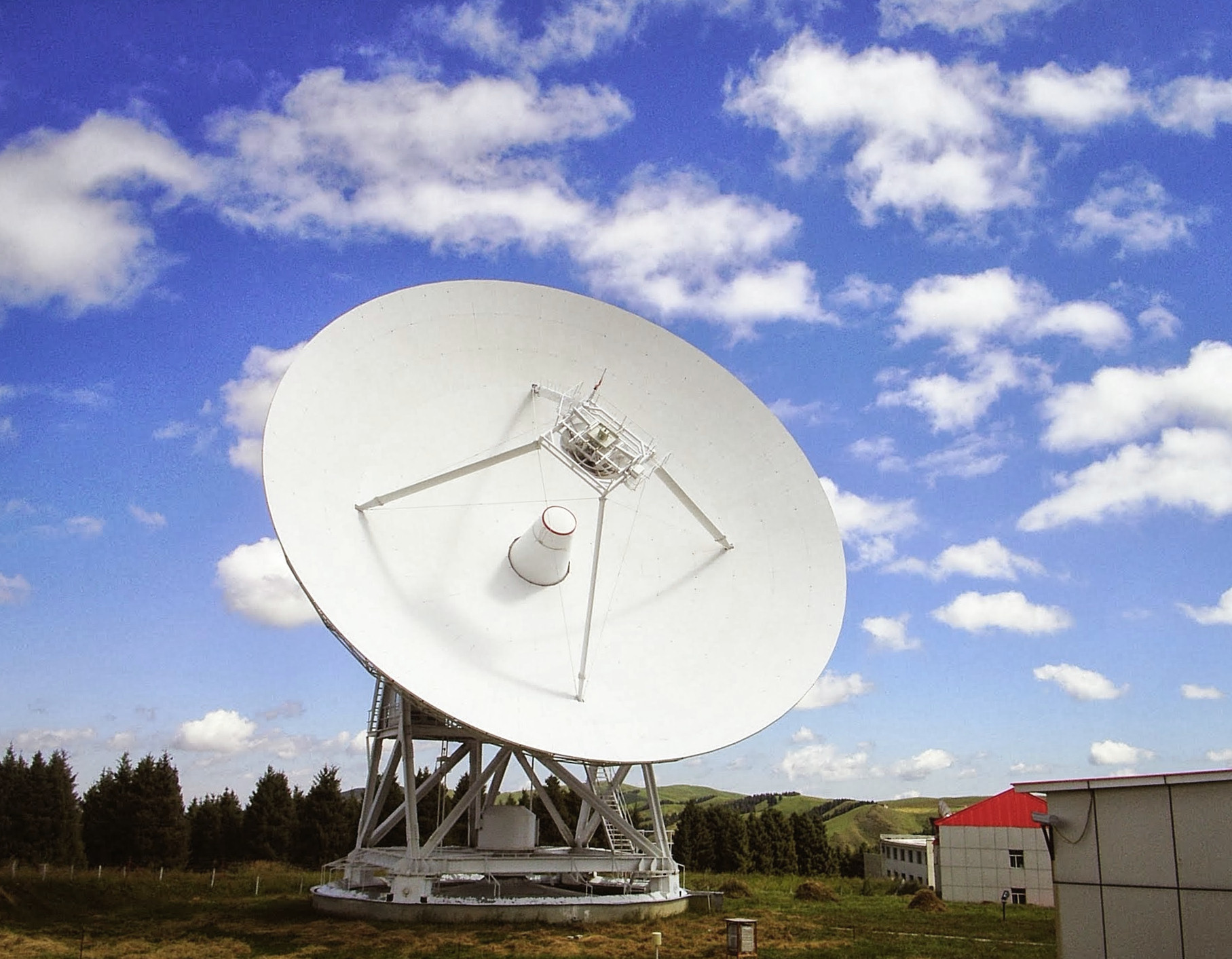 ჩინეთი პამირის მთებში ახალ ოპტიკურ ტელესკოპს განათავსებს